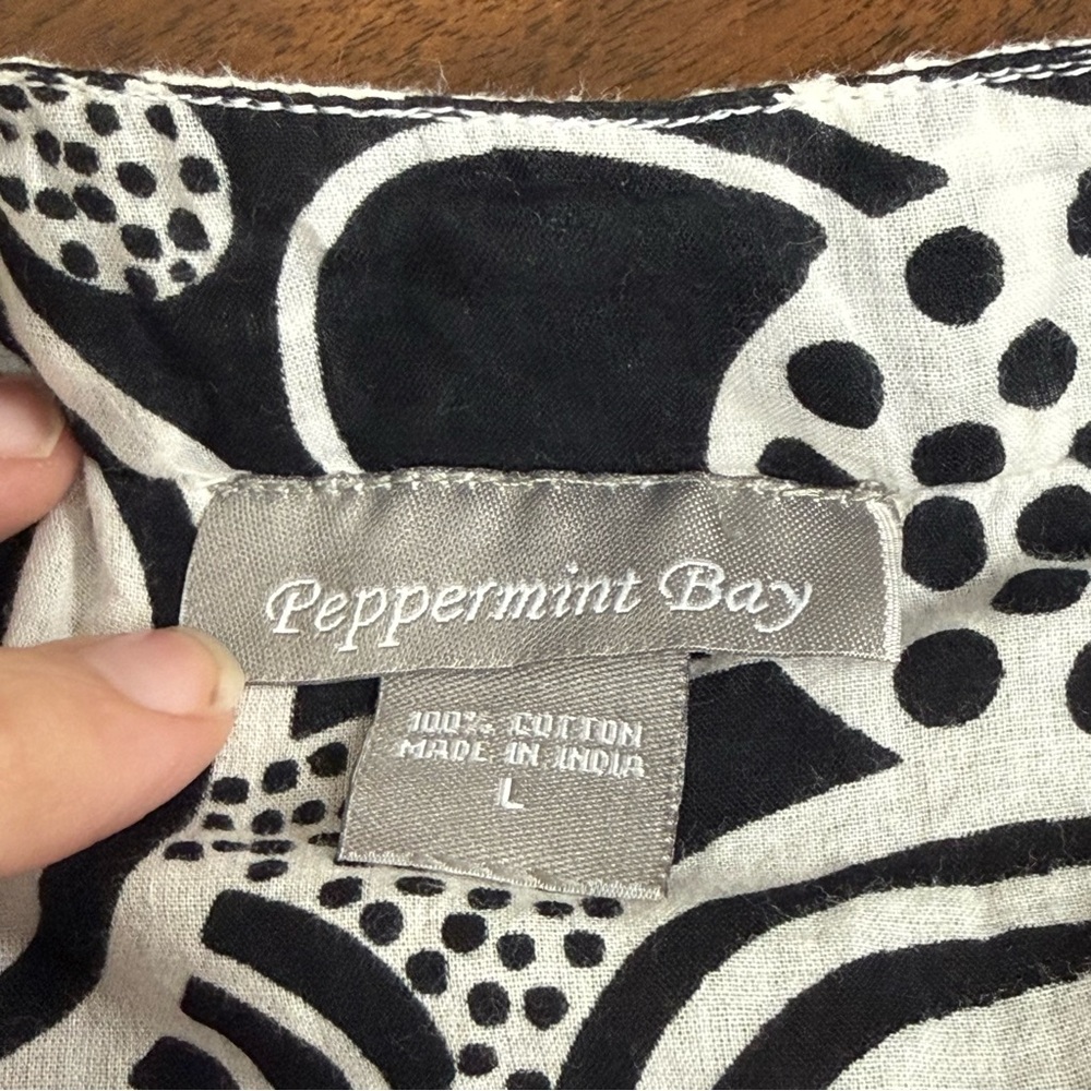 Peppermint Bay Boho Tunic Top Black White Cotton Crochet Trim Beach Large - Picture 7 of 9